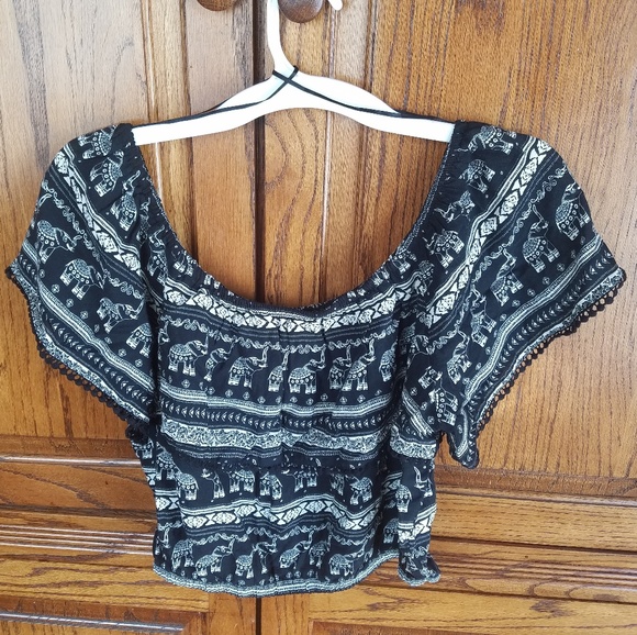 H&M Coachella Elephant Top - Picture 2 of 3